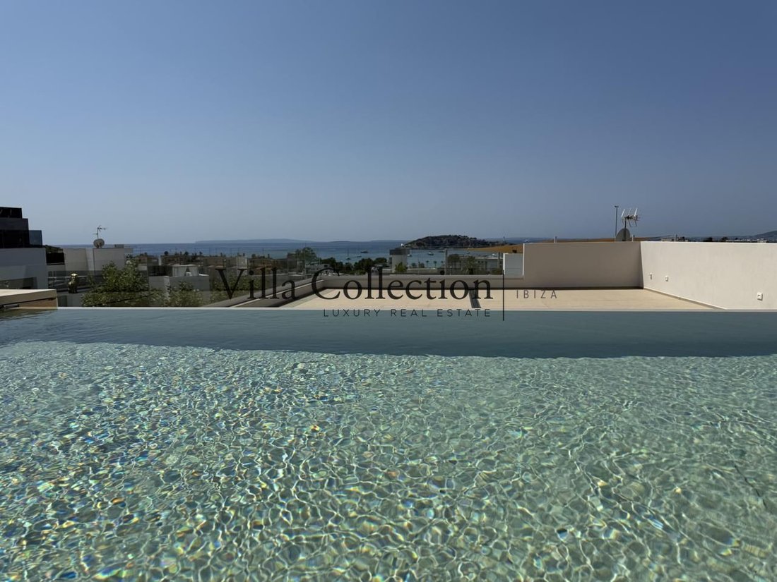 Villa in Santa Eularia des Riu, Balearic Islands, Spain 1 - 15984055