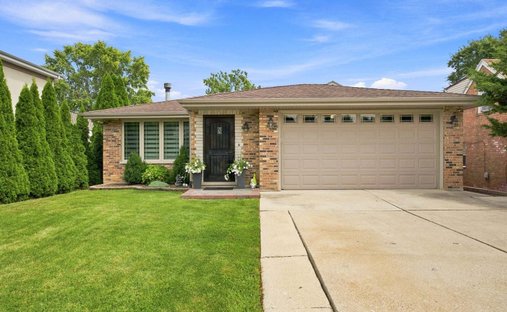 House in Hickory Hills, Illinois, United States 1