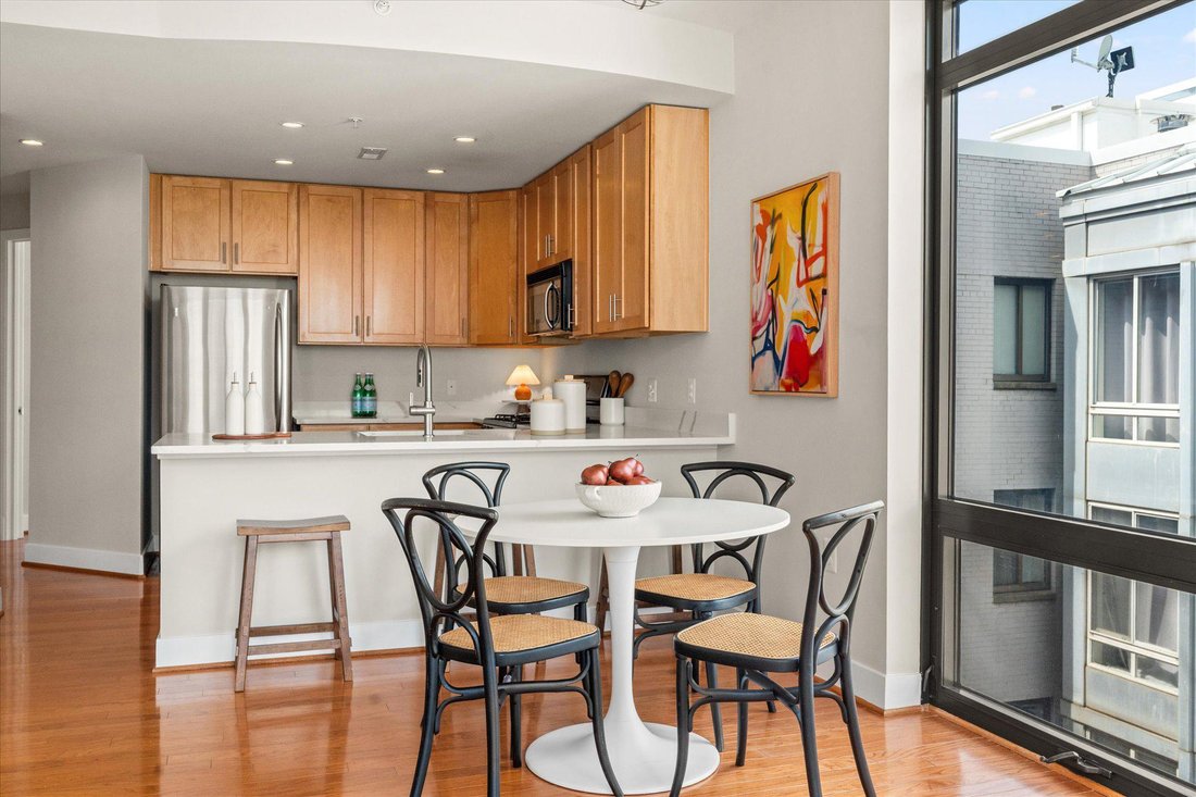 Condo in Washington, District of Columbia, United States 5 - 18781408