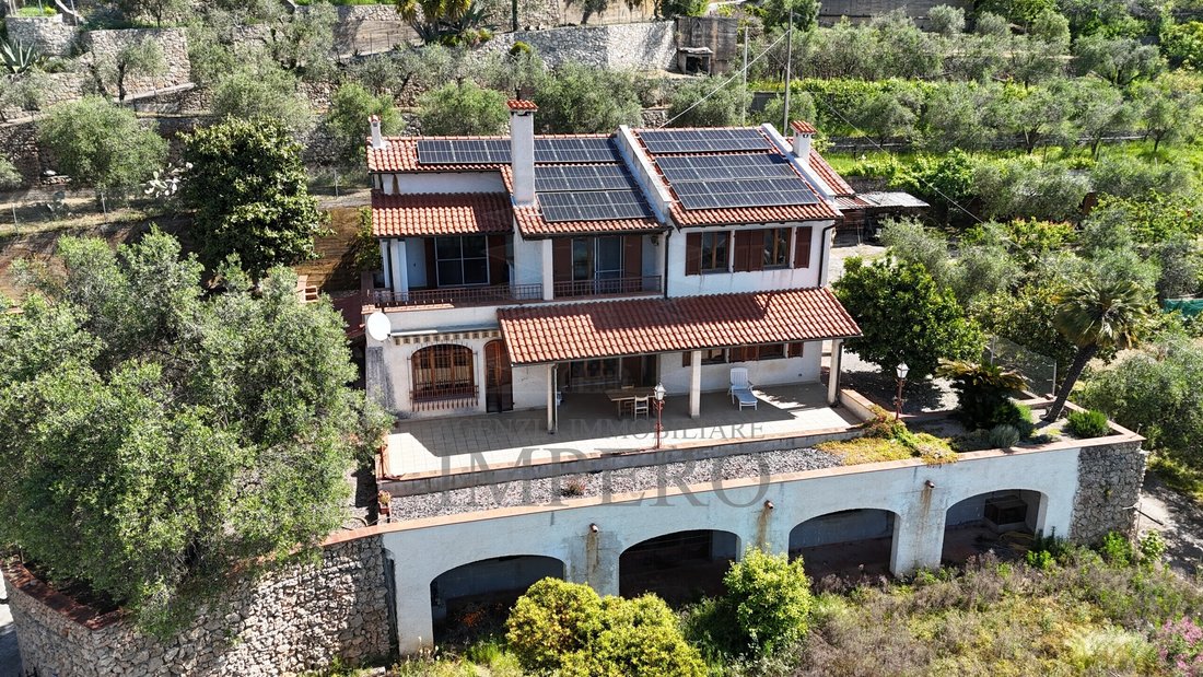 Villa à Seglia-Sant'Anna, Vintimille, Ligurie 1 - 18779610