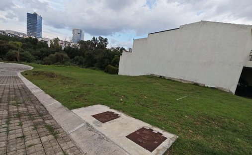 Land in Tlaxcalancingo, Puebla, Mexico 1