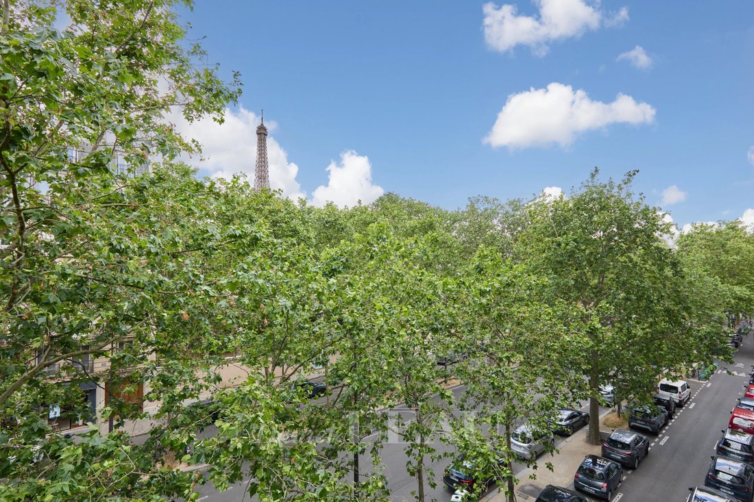 Apartment in Gros Caillou, Paris 7e Arrondissement, Paris 3 - 18777416