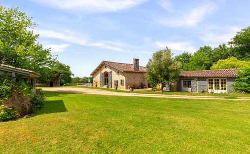 House in Sauternes, Nouvelle-Aquitaine, France 1