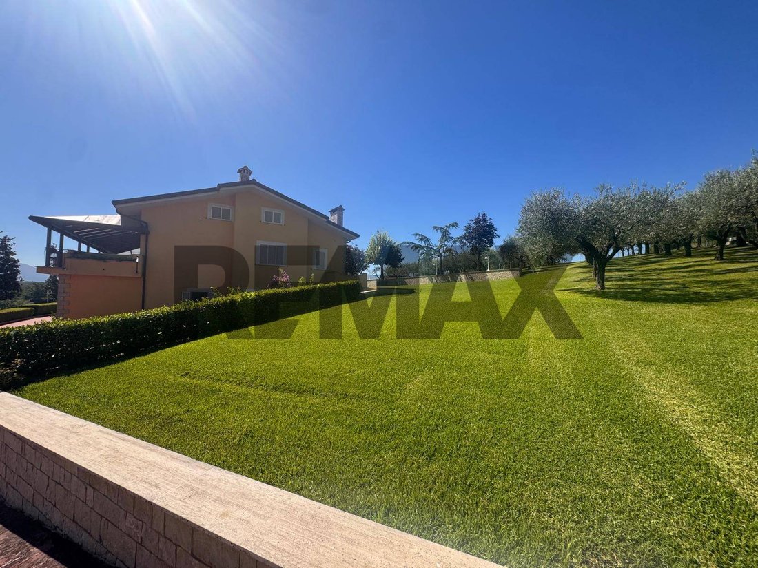Villa a Cassino, Lazio, Italia 2 - 18781133