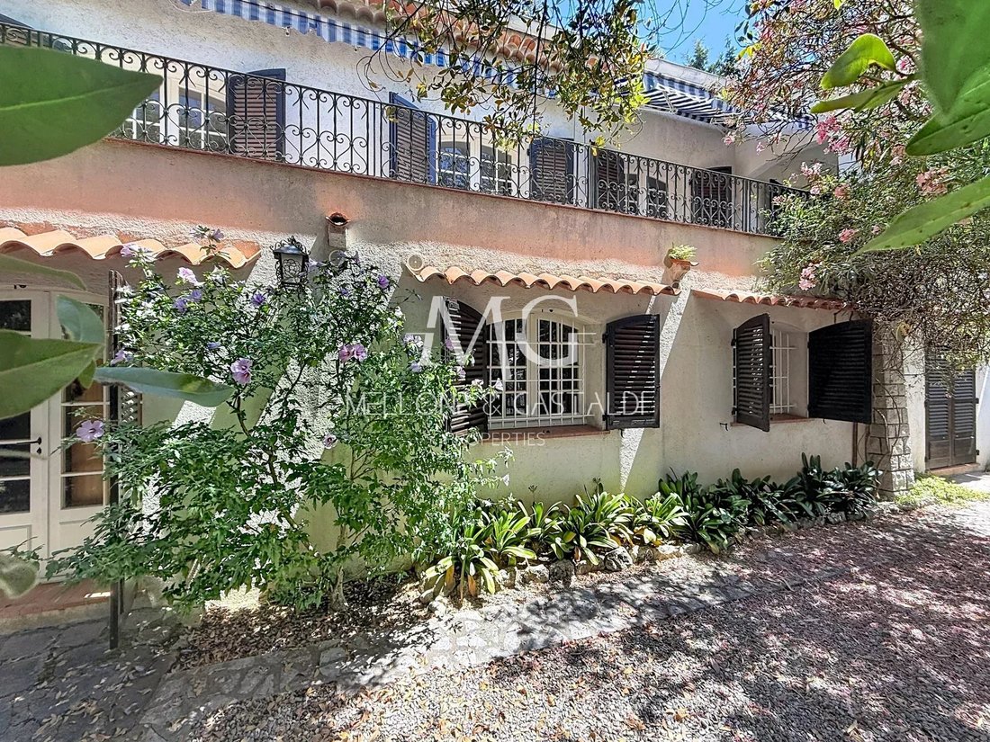 Casa a Vallergues, Cannes, Francia 1 - 18777494
