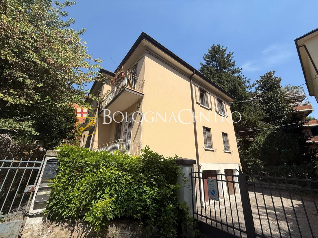 Apartamento en Centro Storico, Bolonia, Italia 1 - 18776862