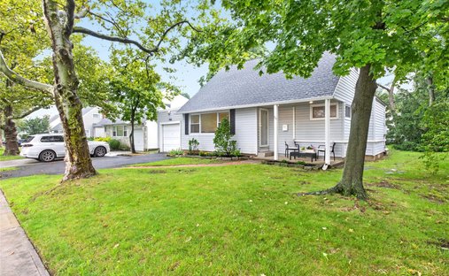 House in Hempstead, New York, United States 1