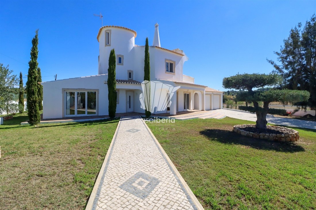 House in Lagoa e Carvoeiro, Algarve, Portugal 1 - 18778982