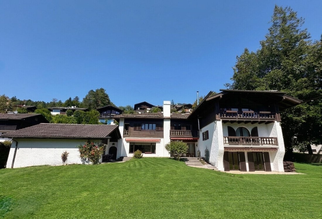 Corps de ferme à Garmisch-Partenkirchen, Bavière, Allemagne 1 - 16092900