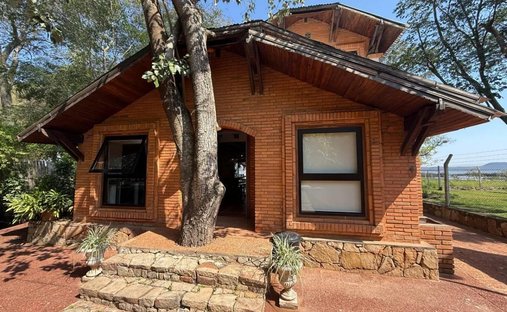 Haus in San Bernardino, Departamento Cordillera, Paraguay 1