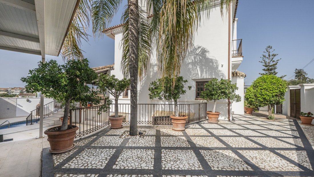 Villa à San Pedro de Alcántara, Andalousie, Espagne 2 - 18778781