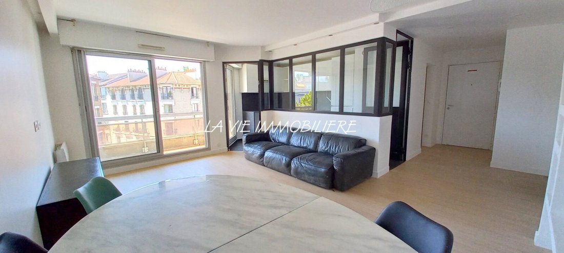 Apartment in Les Lilas, Ile-de-France, France 1 - 18781351