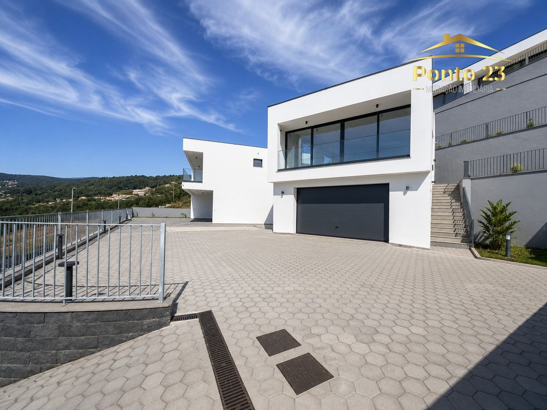 Villa in Santa Cruz, Madeira, Portugal 3 - 14134530