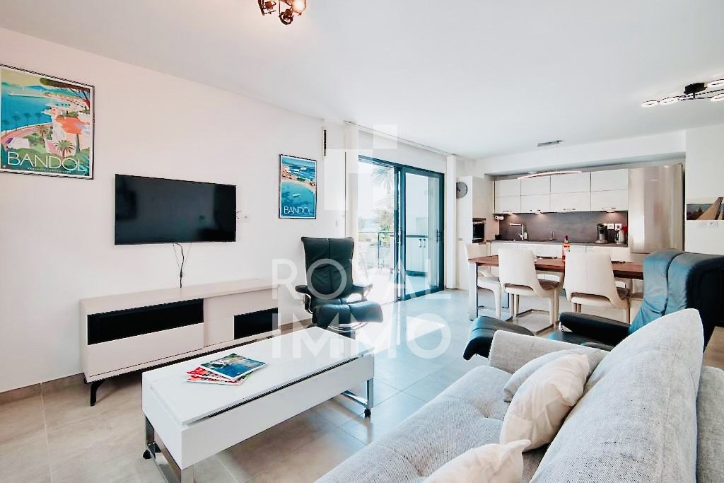 Wohnung in Bandol, Provence-Alpes-Côte d'Azur, Frankreich 3 - 18780529