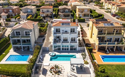Villa in Sao Goncalo de Lagos, Algarve, Portugal 1