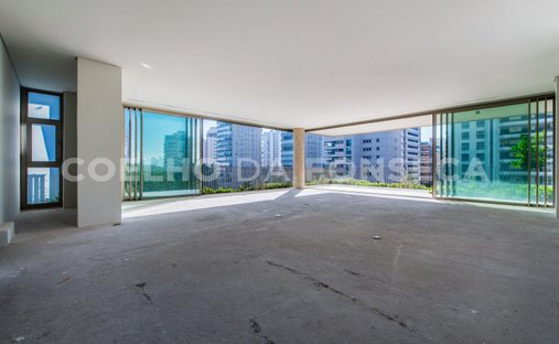 Condo in São Paulo, State of São Paulo, Brazil 1