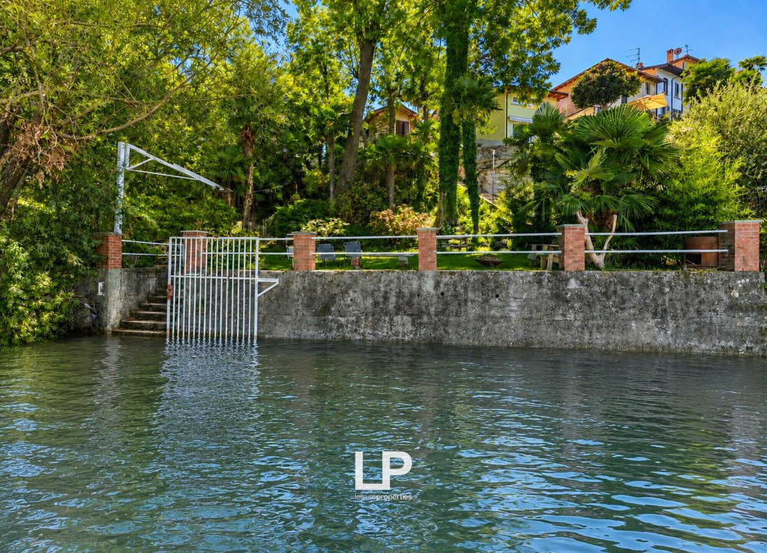 House in Ranco, Lombardy, Lombardy, Italy 2 - 18756079