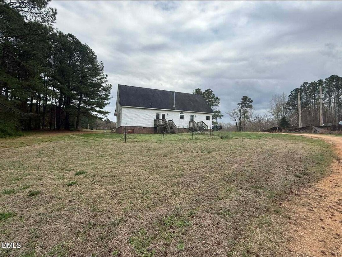 House in Castalia, North Carolina, United States 3 - 18390774