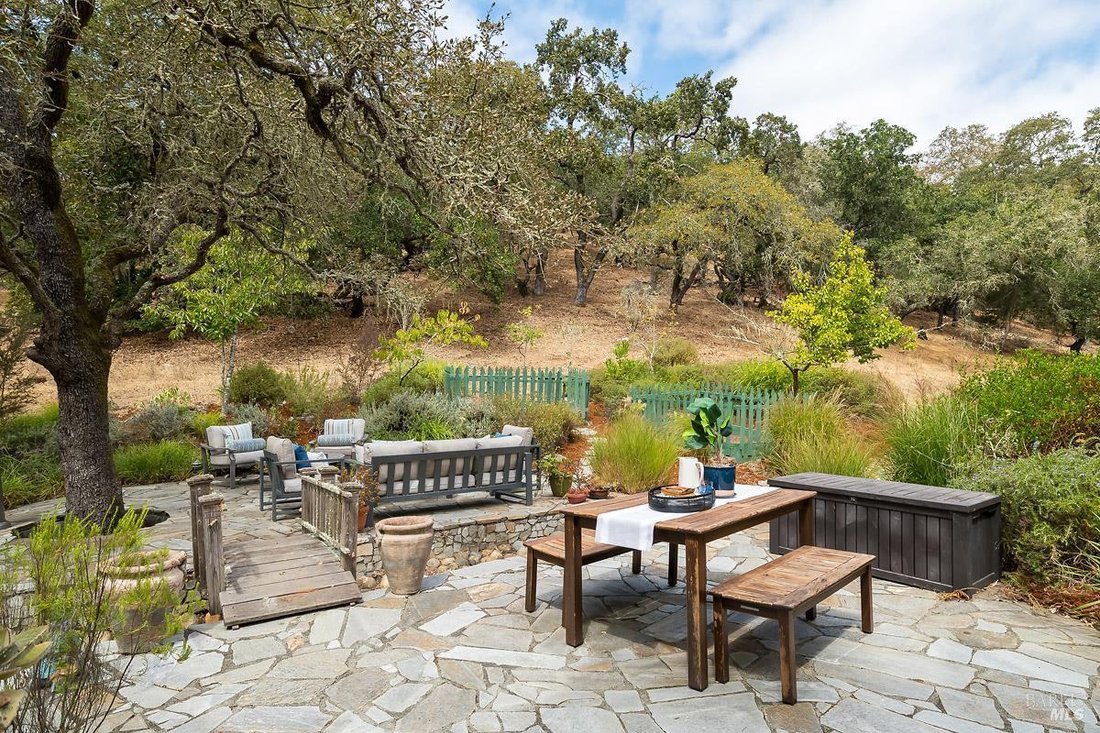 House in Novato, California, United States 2 - 18777685