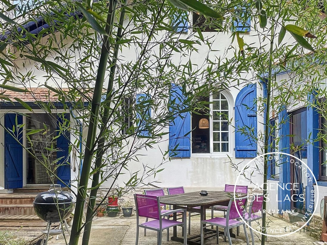 Villa in Bayonne, Nouvelle-Aquitaine, France 3 - 18700375