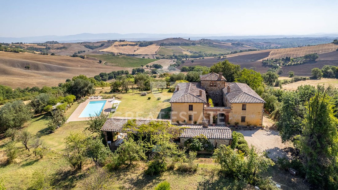 Estate in Torrita di Siena, Tuscany, Italy 1 - 18780129