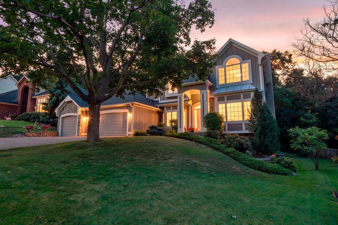House in Burnsville, Minnesota, United States 2 - 18780288
