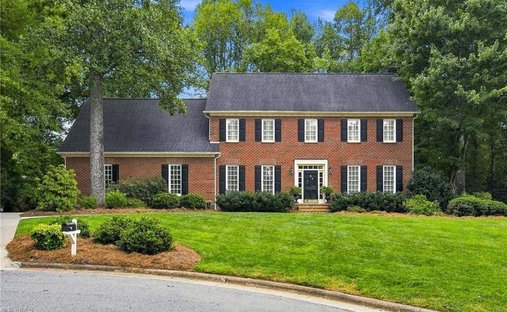 House in Jamestown, North Carolina, United States 1