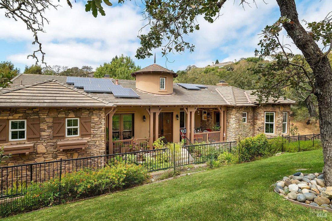 House in Novato, California, United States 1 - 18777685