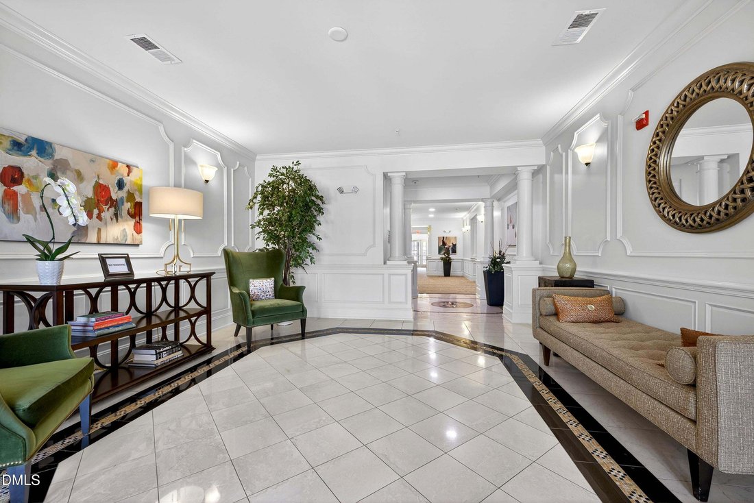 Condominio en Raleigh, Carolina del Norte, Estados Unidos 2 - 17546578