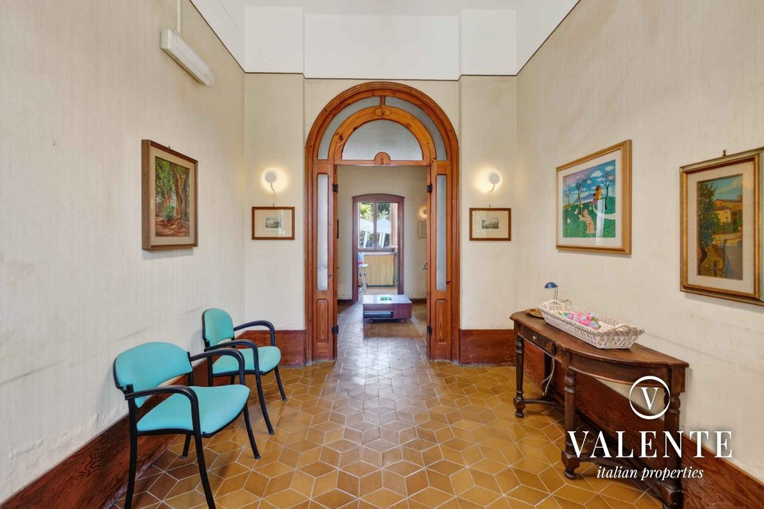 Villa in Porcari, Tuscany, Italy 4 - 18779463