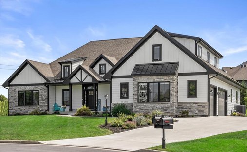 House in Menomonee Falls, Wisconsin, United States 1