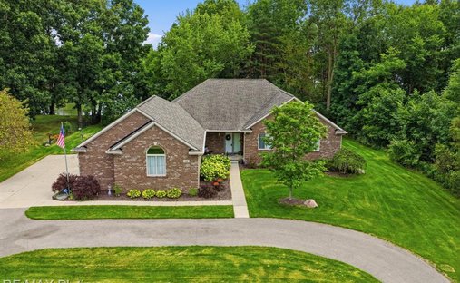 House in Howell, Michigan, United States 1