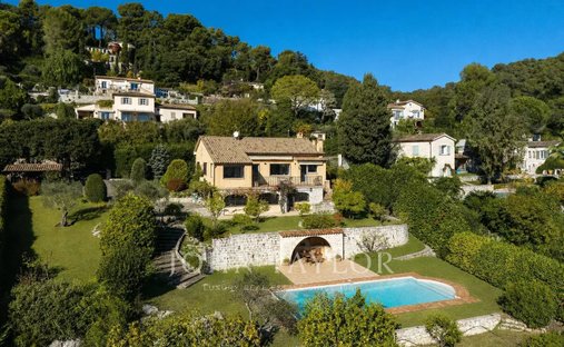 House in Quartiers Est les Salettes-Les Campons, La Colle-sur-Loup, France 1