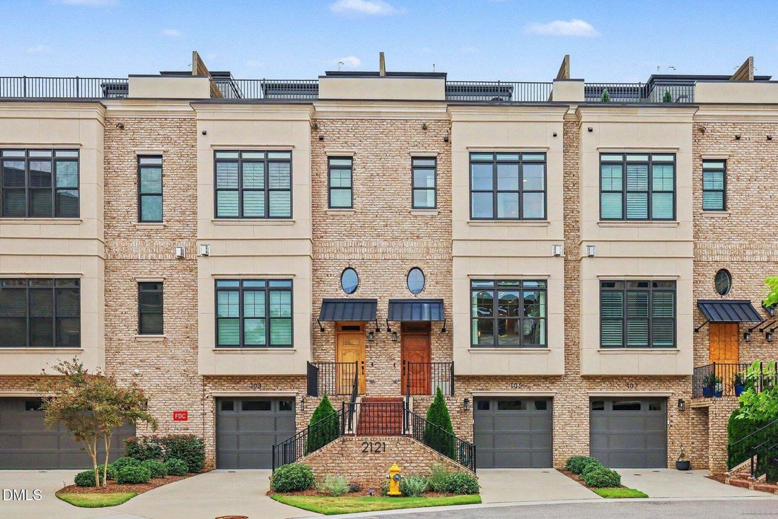 Condo in Raleigh, North Carolina, United States 2 - 18780204