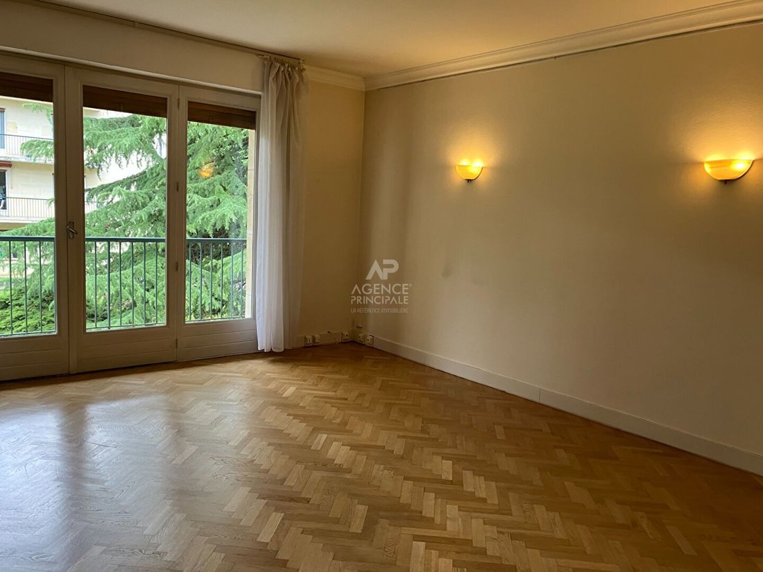 Apartment in Napoleon, Maisons-Laffitte, France 2 - 18780297