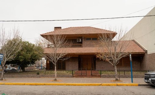House in General Roca, Río Negro, Argentina 1
