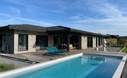 House in Saint-Marcory, Nouvelle-Aquitaine, France 1