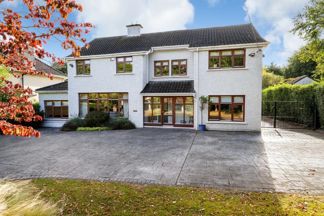 House in Malahide, County Dublin, Ireland 1 - 18781234