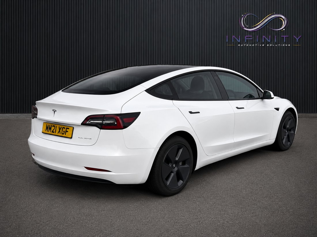Sedan in Portsmouth, United Kingdom 5 - 18778658