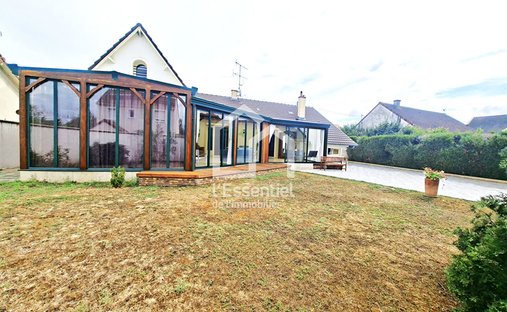 House in Centre, Triel-sur-Seine, France 1