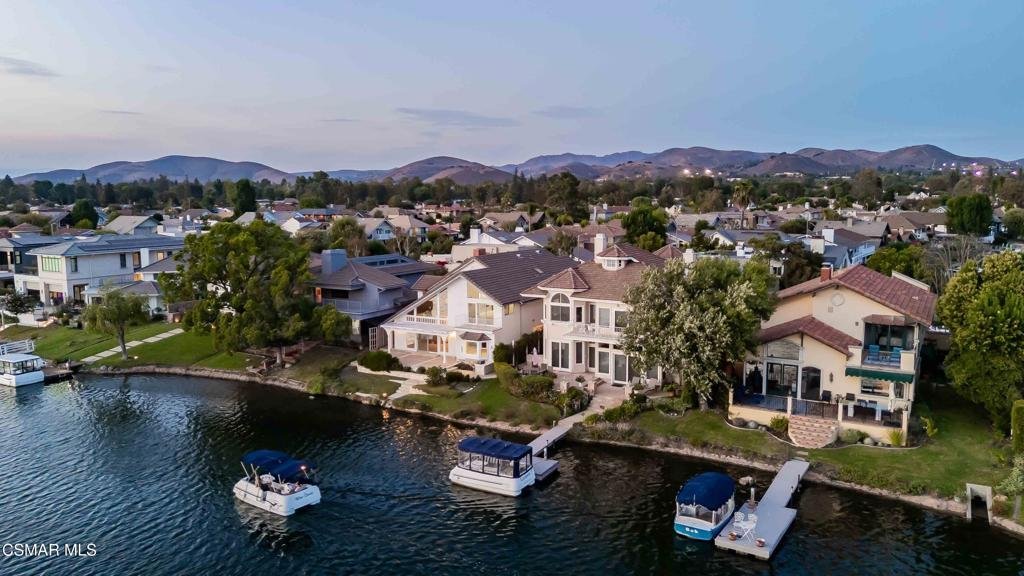 Casa a Thousand Oaks, California, Stati Uniti 2 - 18780251