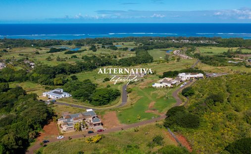 Land in Bel Ombre, Savanne, Mauritius 1