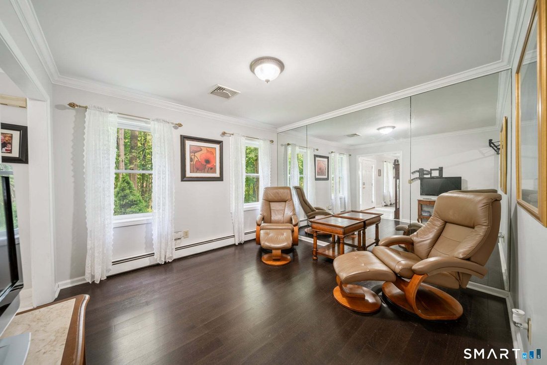 House in Southbury, Connecticut, United States 4 - 18778573