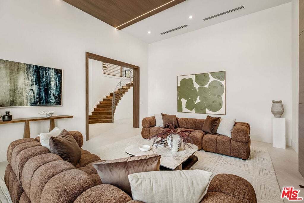 House in Hidden Hills, California, United States 5 - 18781566