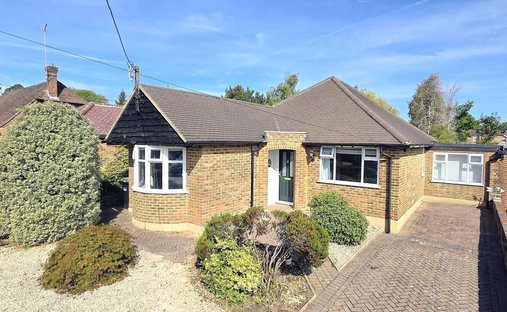 Bungalow in Lindfield, England 1