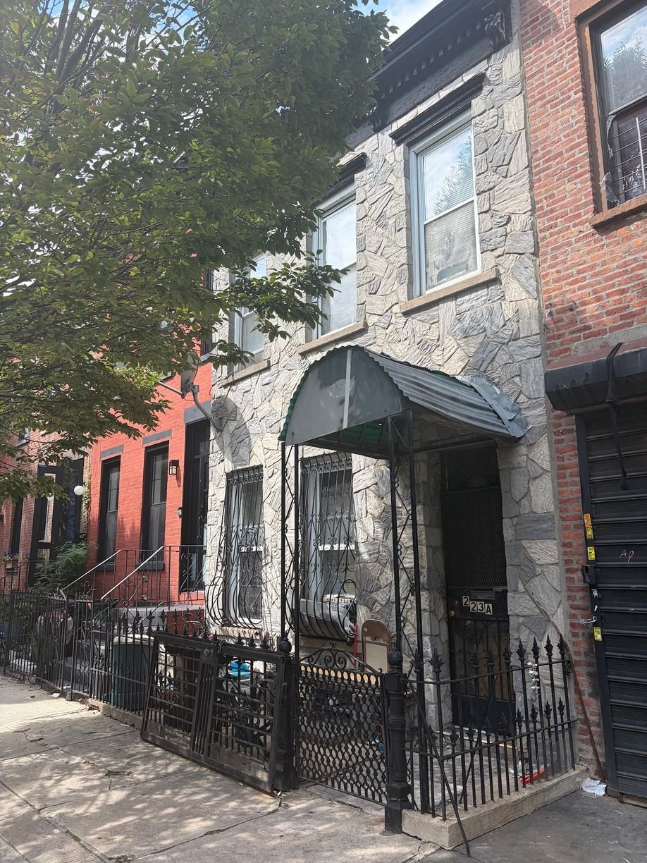 New York, New York, United States 2 - 18778420