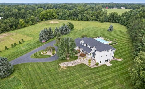 House in Alto, Michigan, United States 1