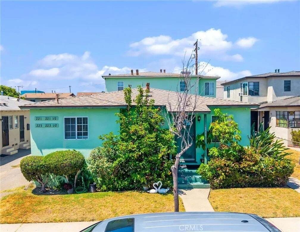 Alhambra, California, United States 2 - 18779515