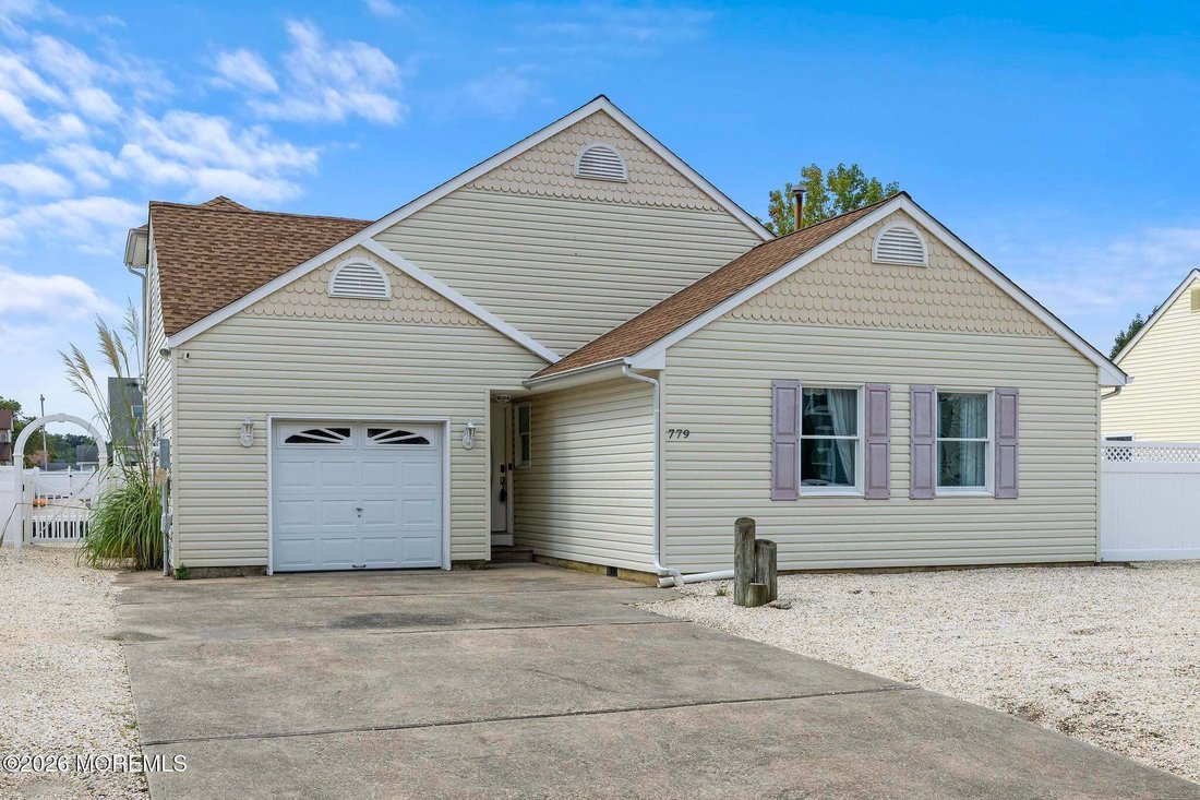 House in Stafford Township, New Jersey, United States 2 - 18776382