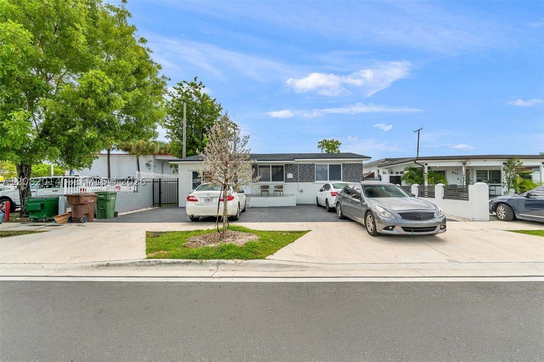 Casa en Hialeah, Florida, Estados Unidos 3 - 18776259